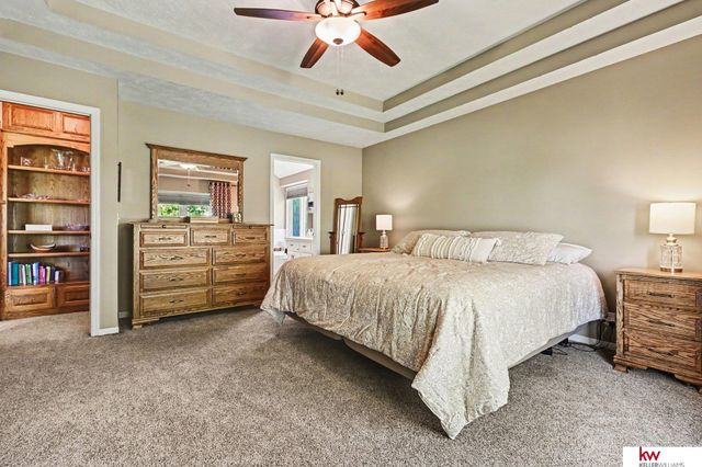 9920 S 172 Circle, Omaha, NE 68136