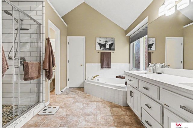 9920 S 172 Circle, Omaha, NE 68136