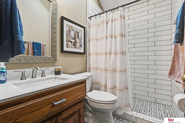 9920 S 172 Circle, Omaha, NE 68136