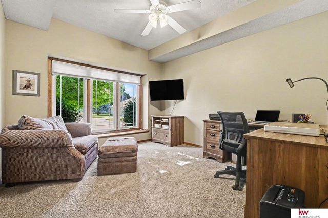 9920 S 172 Circle, Omaha, NE 68136