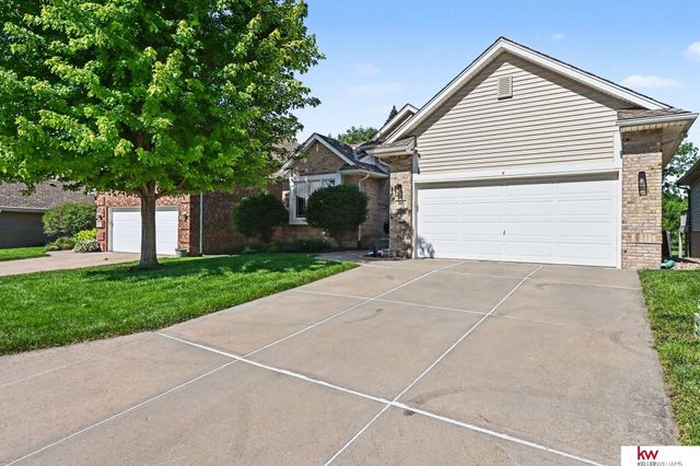 9920 S 172 Circle, Omaha, NE 68136