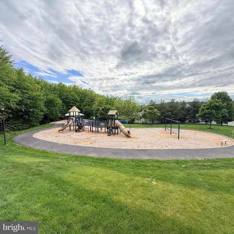 9 HOMESTEAD DR, Denver, PA 17517