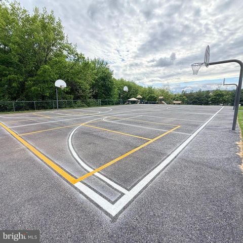 9 HOMESTEAD DR, Denver, PA 17517