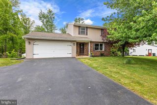 9 HOMESTEAD DR, Denver, PA 17517