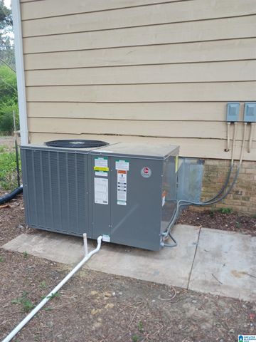 7262 DOLLAR ROAD, Trussville, AL 35173