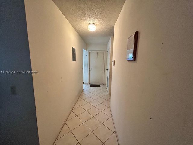 1540 NW 98th Ter, Pembroke Pines, FL 33024