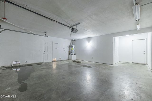1101 Chagal Avenue, Lancaster, CA 93535