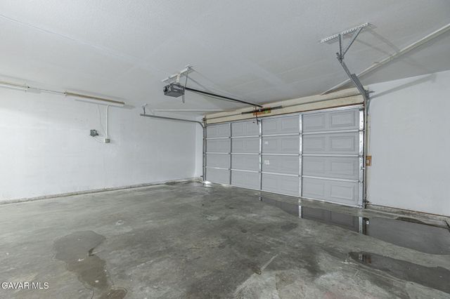 1101 Chagal Avenue, Lancaster, CA 93535