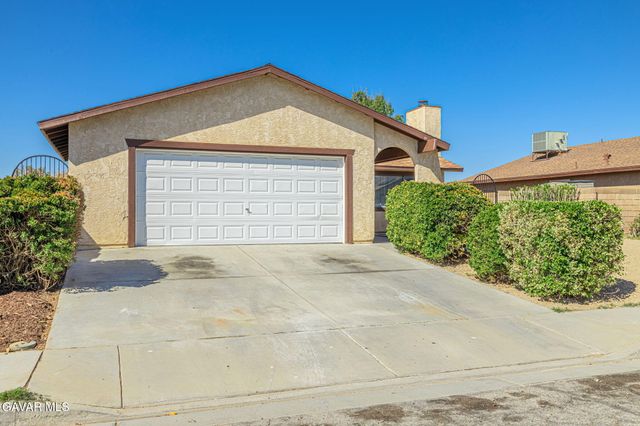 1101 Chagal Avenue, Lancaster, CA 93535