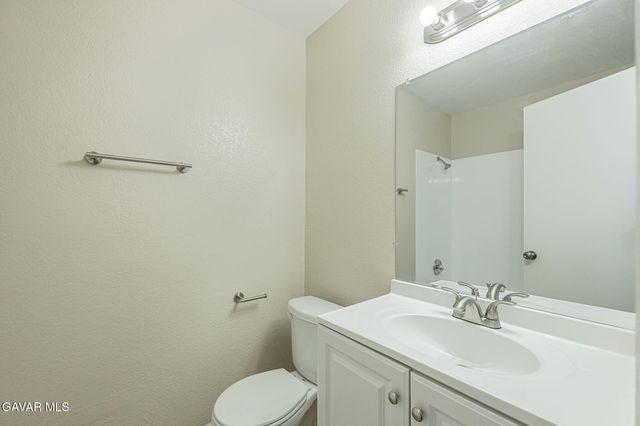 1101 Chagal Avenue, Lancaster, CA 93535