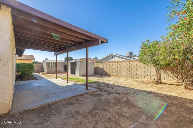1101 Chagal Avenue, Lancaster, CA 93535