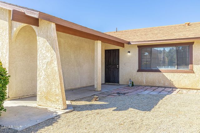 1101 Chagal Avenue, Lancaster, CA 93535