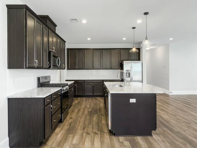 216 Quimby Hill Drive, Huger, SC 29450
