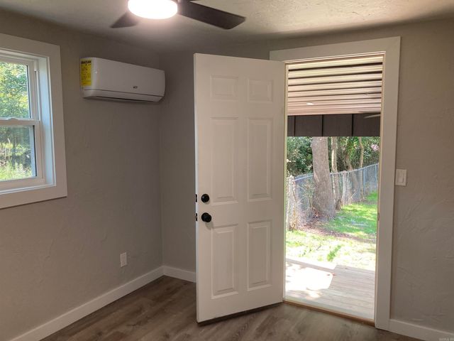 1007 9th Street, Mena, AR 71953