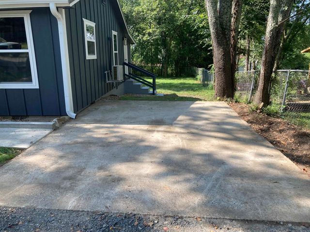 1007 9th Street, Mena, AR 71953