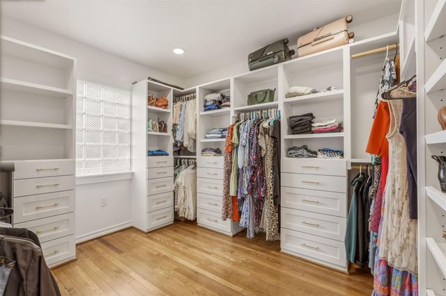 918 E 14th Street, Houston, TX 77009