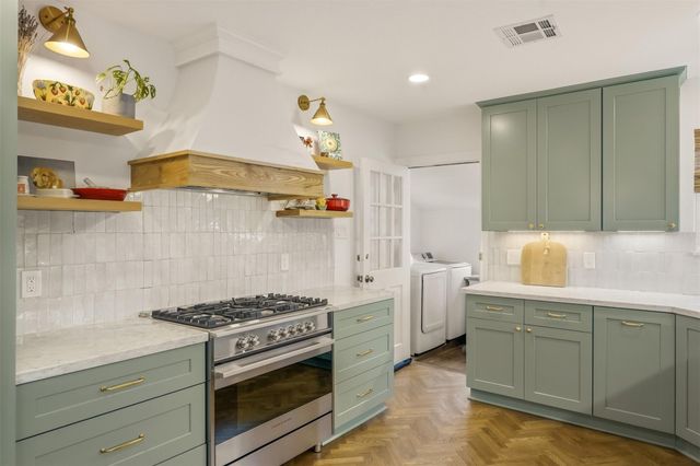 918 E 14th Street, Houston, TX 77009