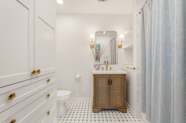 918 E 14th Street, Houston, TX 77009