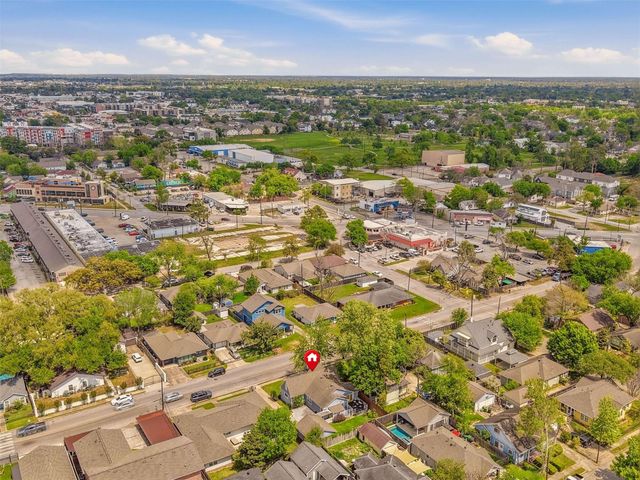 918 E 14th Street, Houston, TX 77009