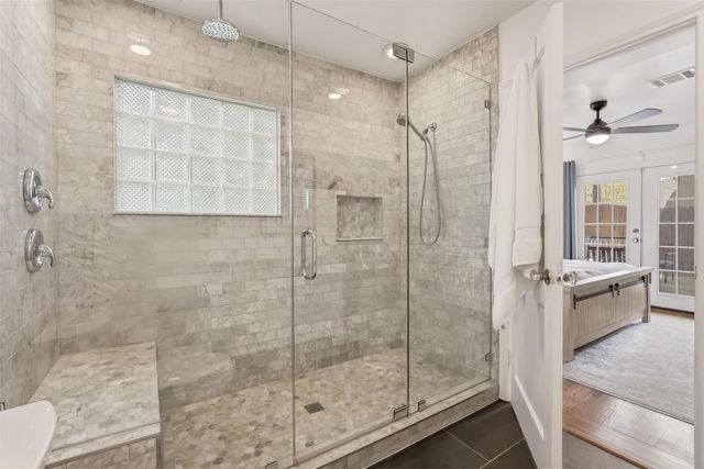 918 E 14th Street, Houston, TX 77009