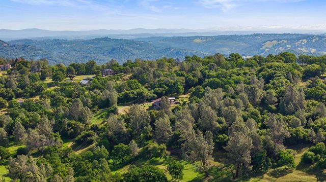 6840 Arena Ln, Shingle Springs, CA 95682