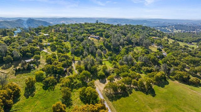 6840 Arena Ln, Shingle Springs, CA 95682