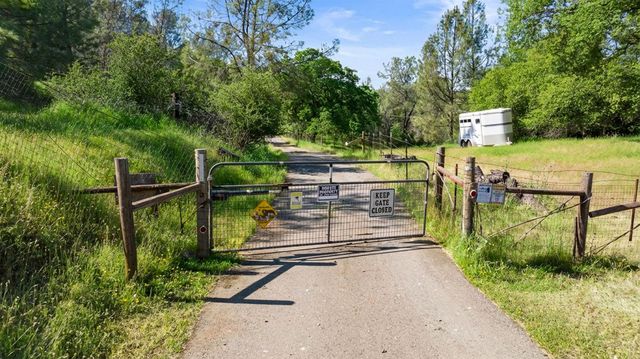 6840 Arena Ln, Shingle Springs, CA 95682