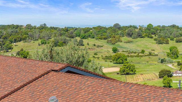 6840 Arena Ln, Shingle Springs, CA 95682