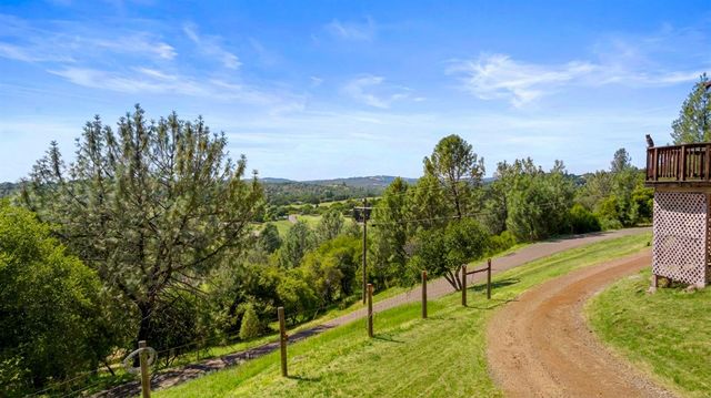 6840 Arena Ln, Shingle Springs, CA 95682