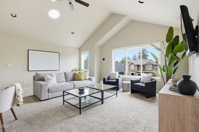 20861 Tamar Lane, Bend, OR 97702