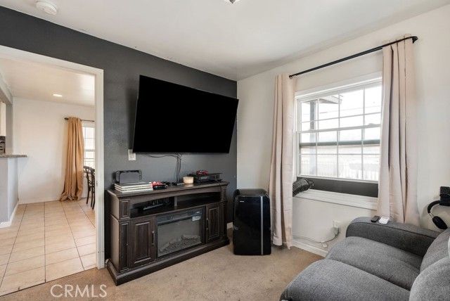 672 E 112th Street, Los Angeles, CA 90059