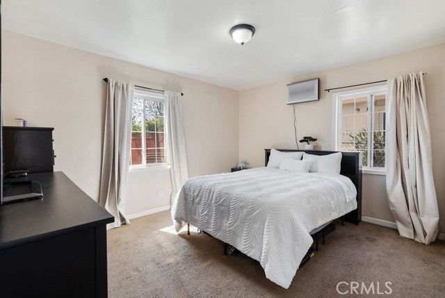 672 E 112th Street, Los Angeles, CA 90059