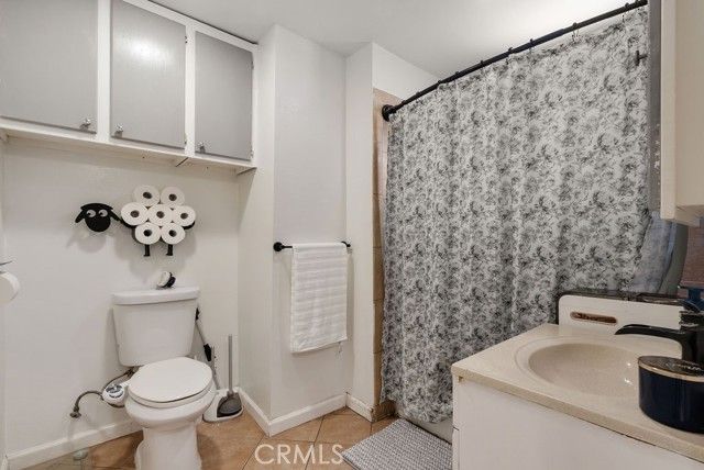 672 E 112th Street, Los Angeles, CA 90059