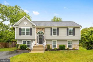 151 DEACON RD, Fredericksburg, VA 22405