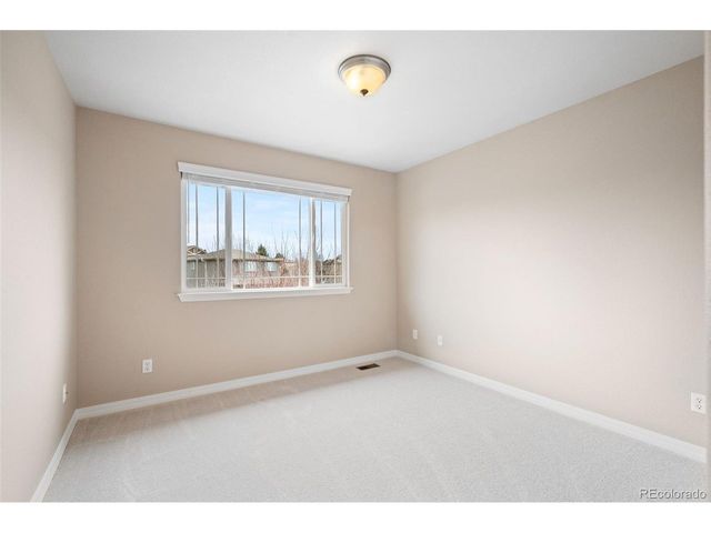 7457 S Biloxi Ct, Aurora, CO 80016