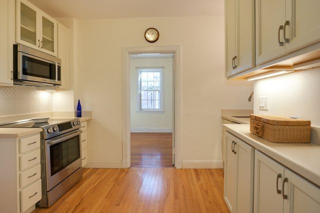 983 Memorial Drive 502, Cambridge, MA 02138