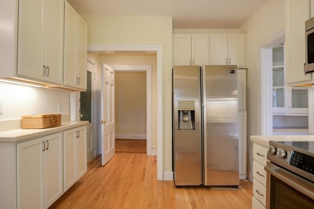 983 Memorial Drive 502, Cambridge, MA 02138