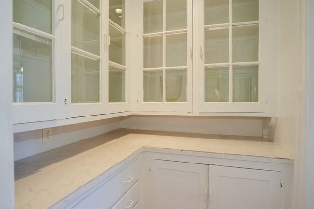 983 Memorial Drive 502, Cambridge, MA 02138