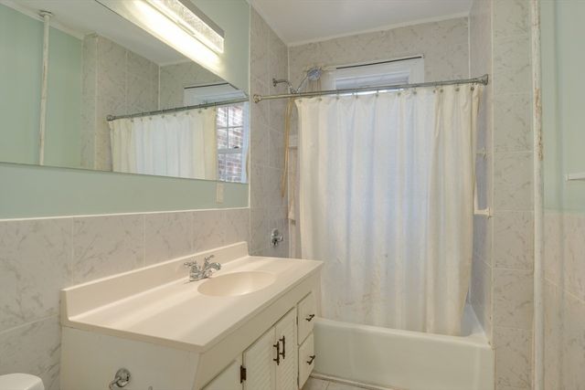 983 Memorial Drive 502, Cambridge, MA 02138
