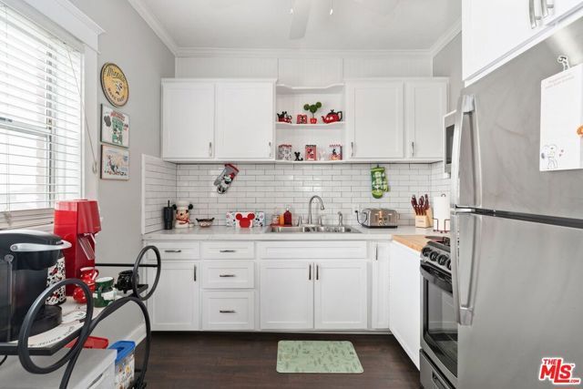 325 W 3rd Street 502, Long Beach, CA 90802