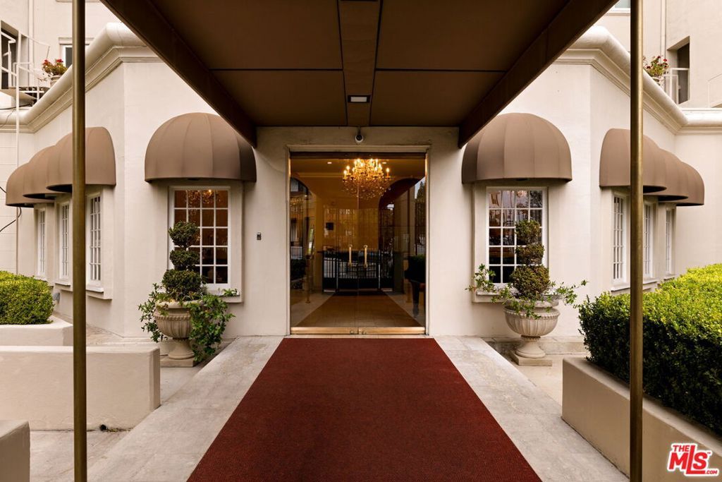 1424 N Crescent Heights Boulevard 50, Los Angeles, CA 90046 — photo 2