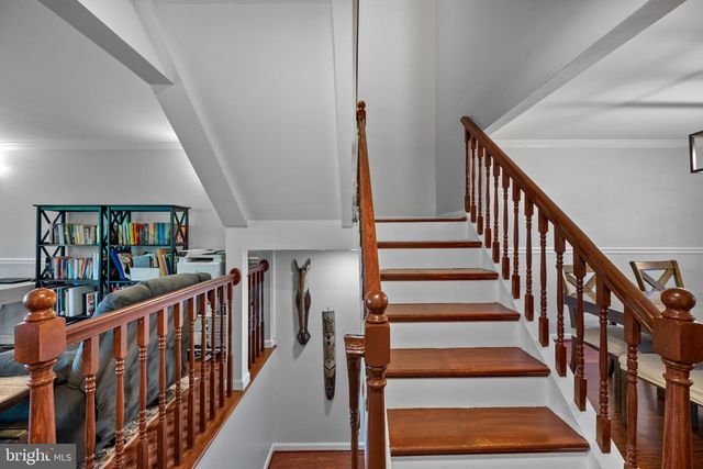 1430 DEERFIELD LN, Woodbridge, VA 22191