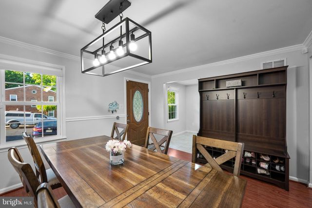 1430 DEERFIELD LN, Woodbridge, VA 22191