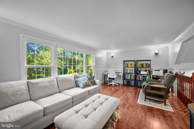 1430 DEERFIELD LN, Woodbridge, VA 22191