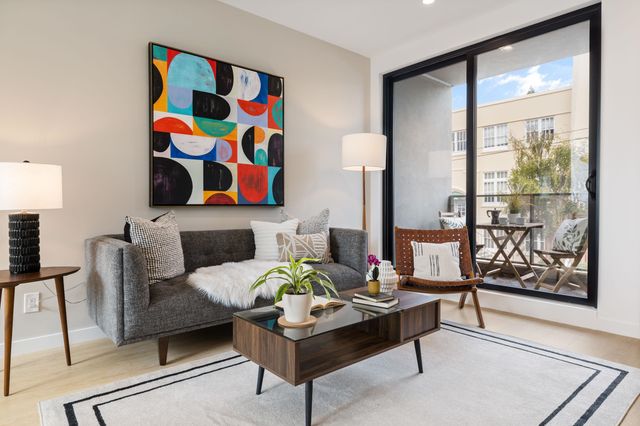 1233 Hampel St., Oakland, CA 94602