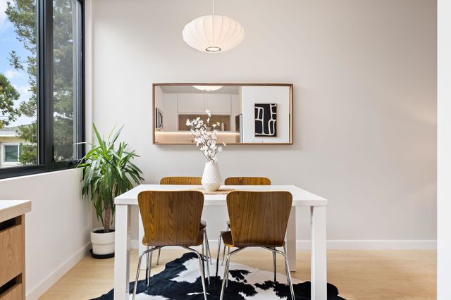 1233 Hampel St., Oakland, CA 94602