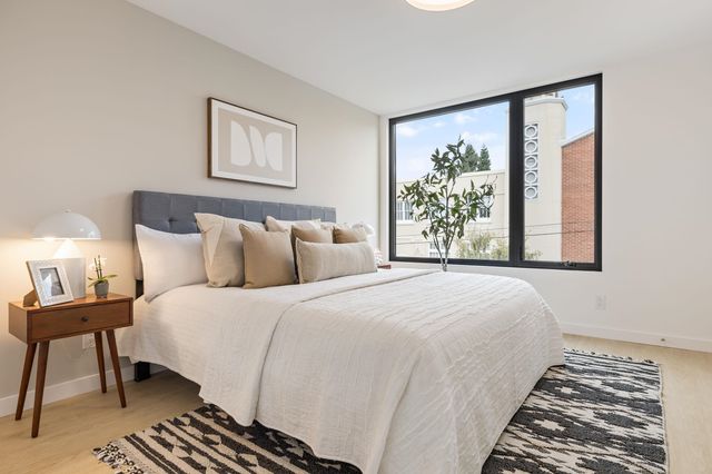 1233 Hampel St., Oakland, CA 94602