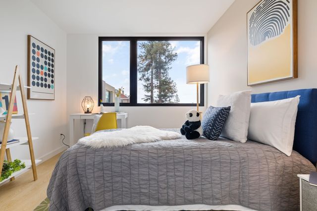 1233 Hampel St., Oakland, CA 94602