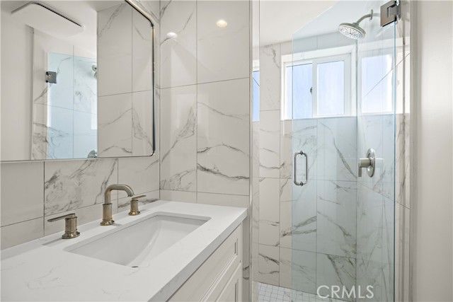 1045 Gaviota Drive B, Laguna Beach, CA 92651