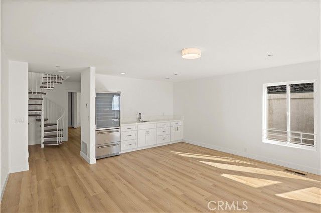 1045 Gaviota Drive B, Laguna Beach, CA 92651